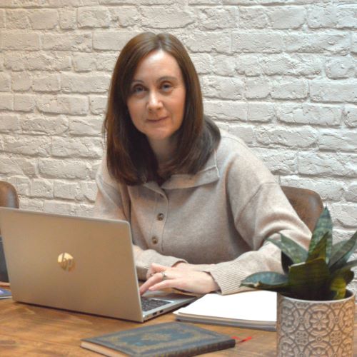 Reasons to hire an editor before self-publishing.